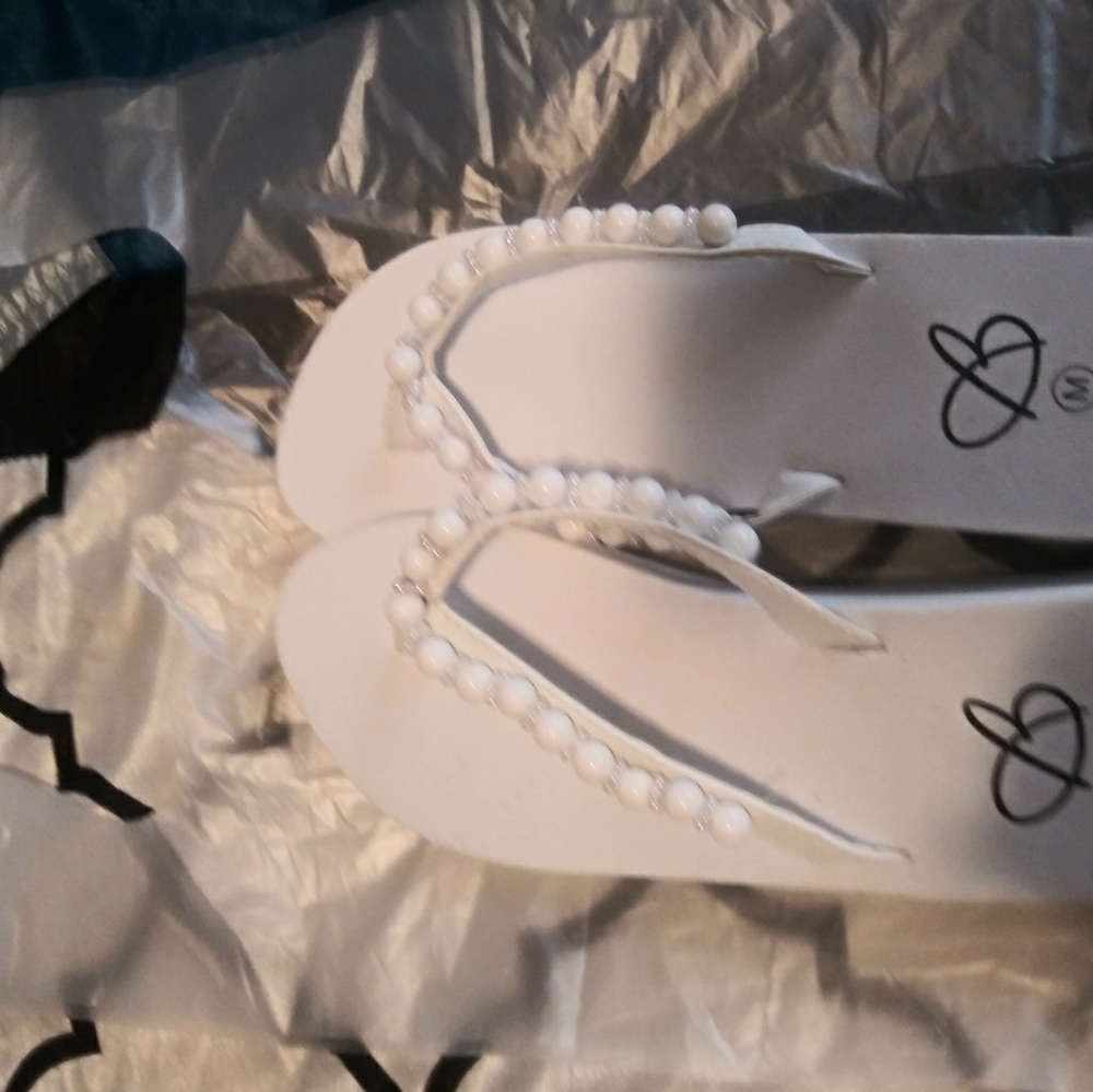 Sandles